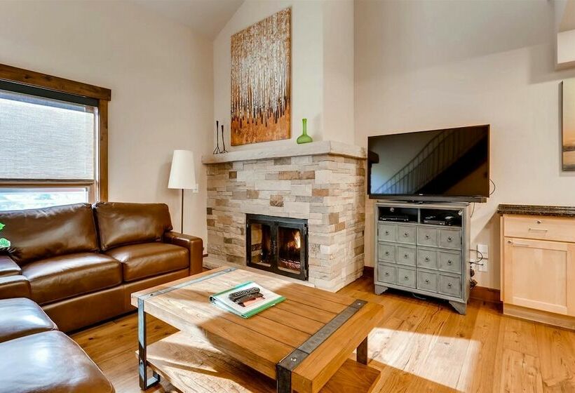 هتل Luxury Ski In, Ski Out 1 Bedroom Condo In Lionshead Village