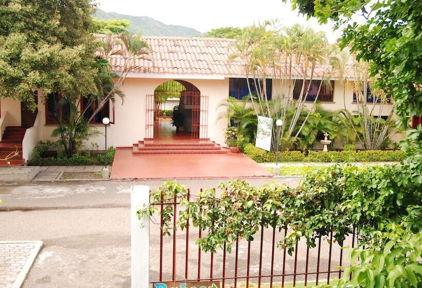 هتل Y Parque Acuatico Agua Sol Alegría