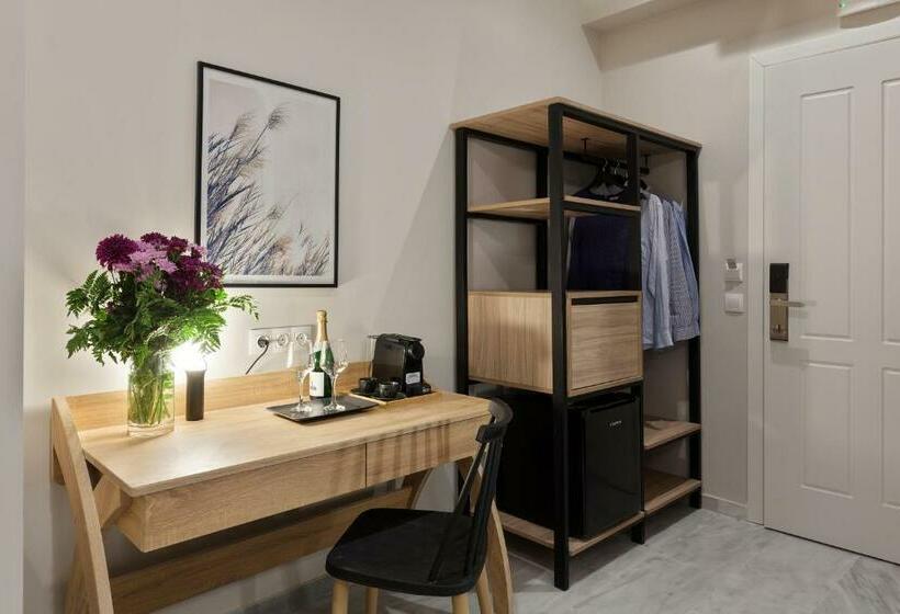 Trendy Hotel By Athens Prime Hotels