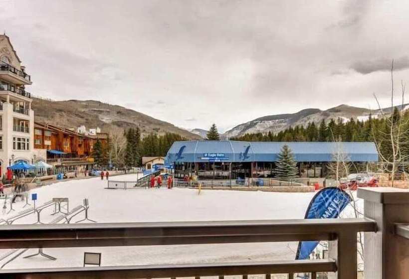 Luxury Ski In, Ski Out 2 Bedroom Mountain Residence In The Heart Of Lionshead Village With Heated Sl