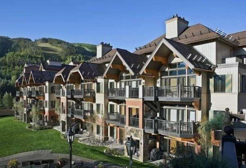 Ski In, Ski Out Studio Condo In The Heart Of Lionshead Village With Hot Tubs And Pool