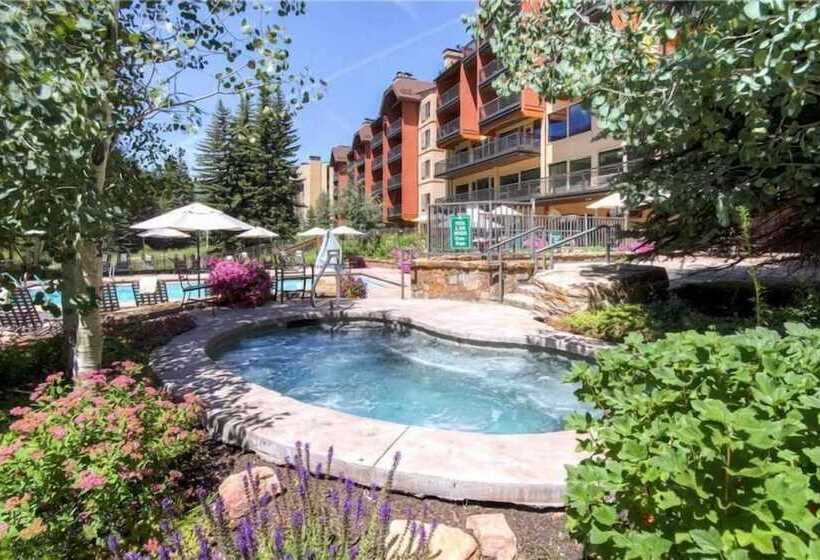 Ski In, Ski Out Studio Condo In The Heart Of Lionshead Village With Hot Tubs And Pool