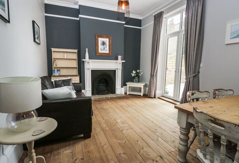 11 Highfield