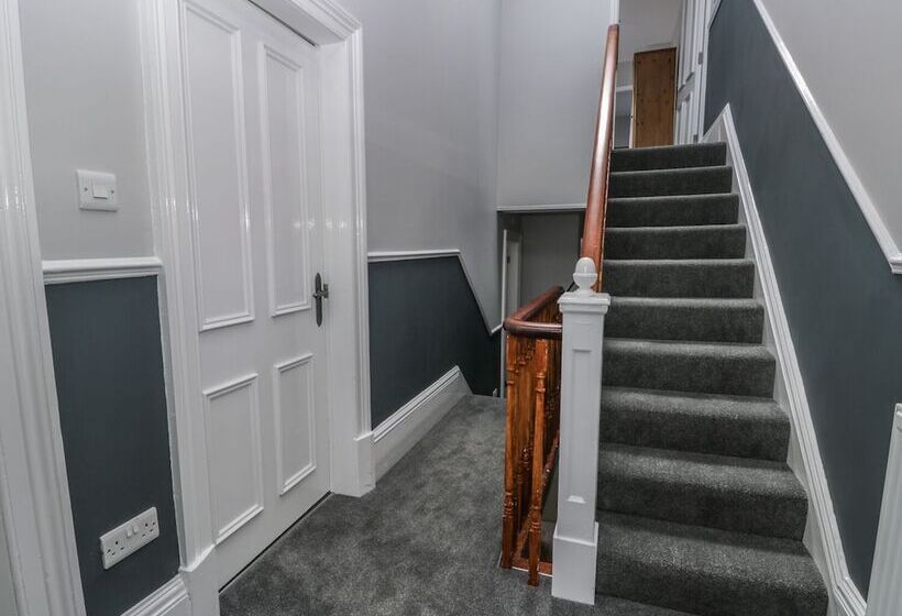 11 Highfield