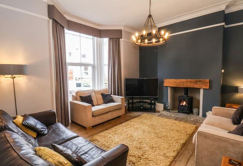 11 Highfield
