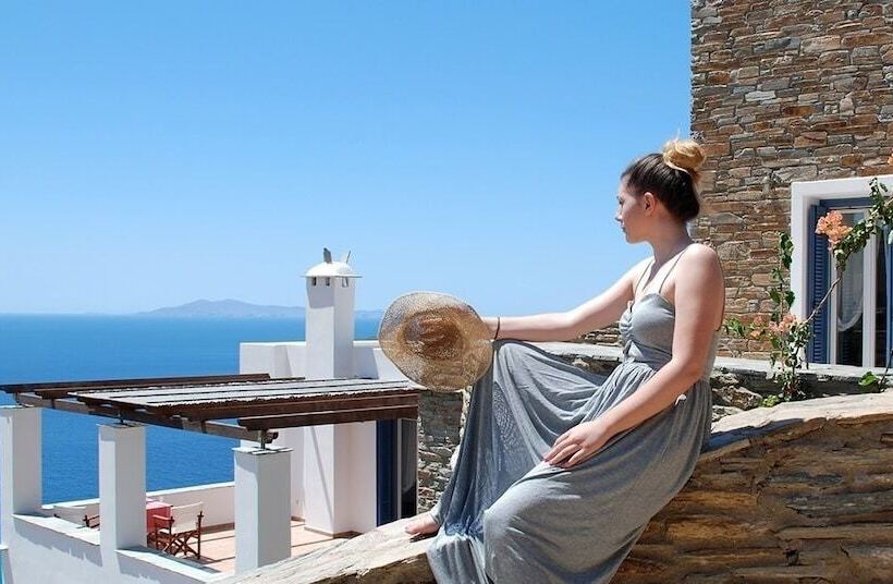 هتل Andros Prive Suites