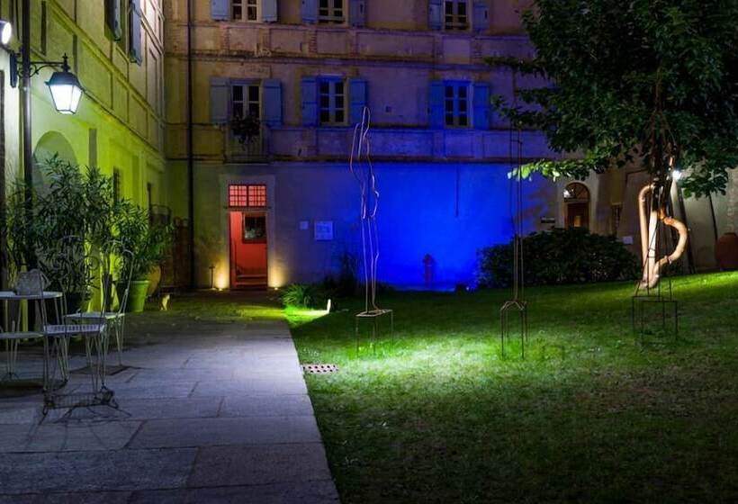 酒店 Antico Borgo Monchiero – Art Living