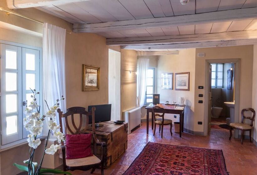 酒店 Antico Borgo Monchiero – Art Living