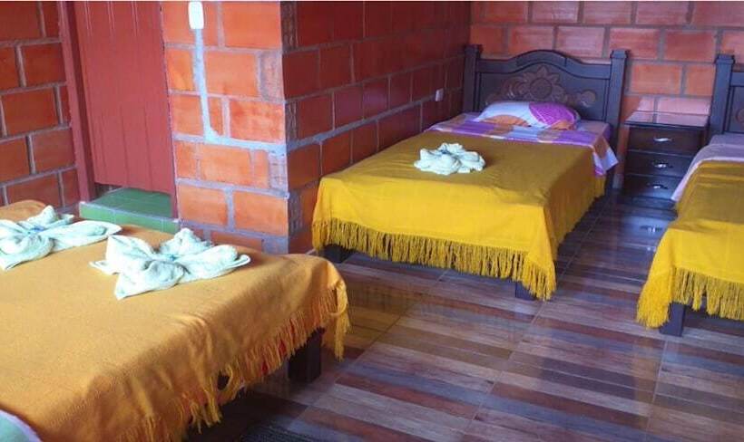 هتل Cabanas Y Camping Colinas De San Diego