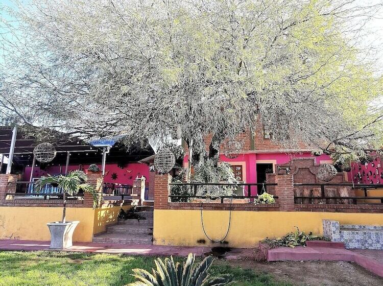 هتل La Estancia Spa