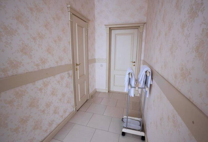 هتل Pokrovsk