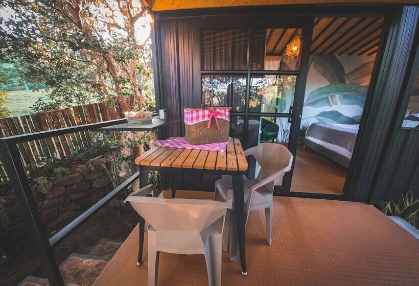 בית מלון כפרי Botanico Glamping