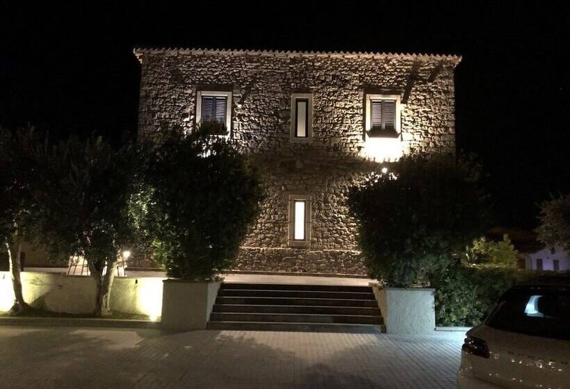 호텔 Sardinia Borgo Antico Xix Sec