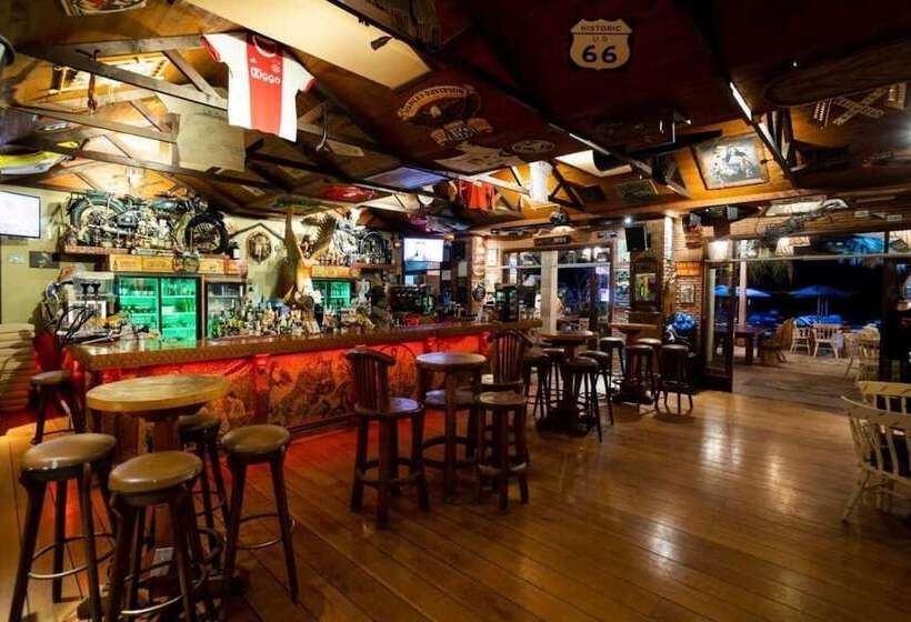 پانسیون Jacksons Luxury Suites