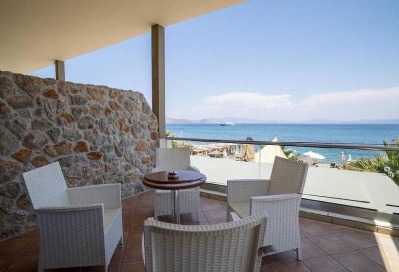 پانسیون Jacksons Luxury Suites