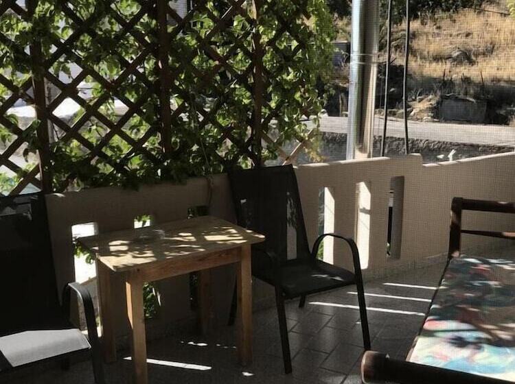 Pension Nikos