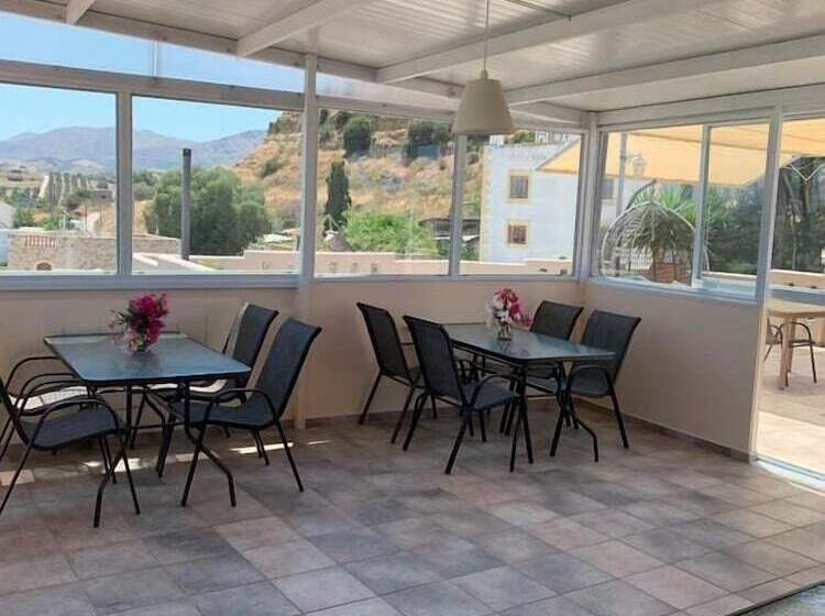 Pension Nikos