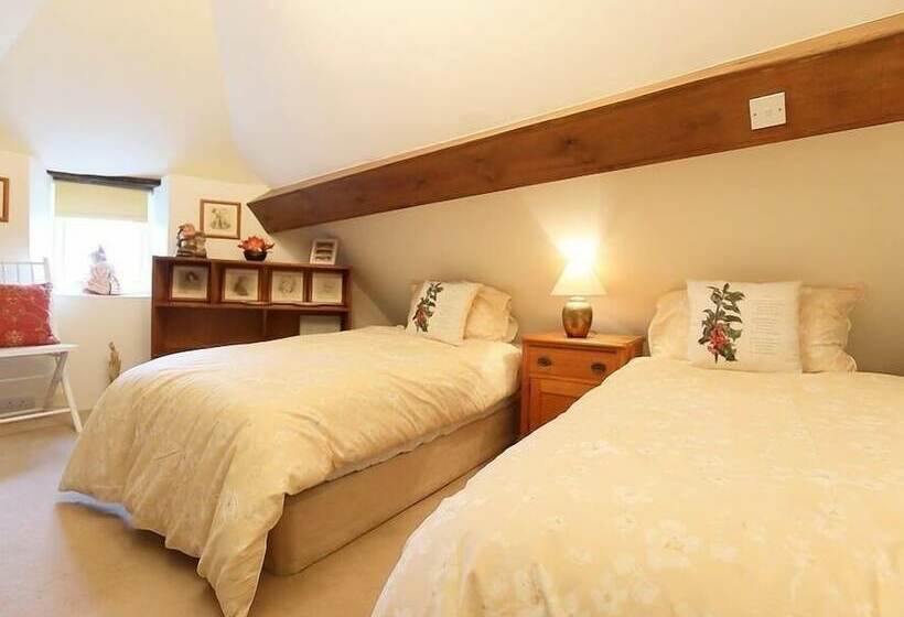 Pike Cottage