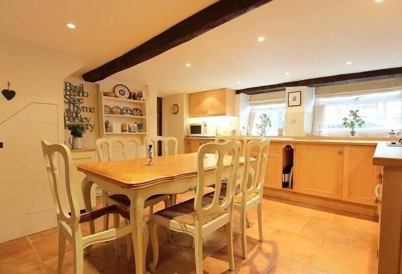 Pike Cottage
