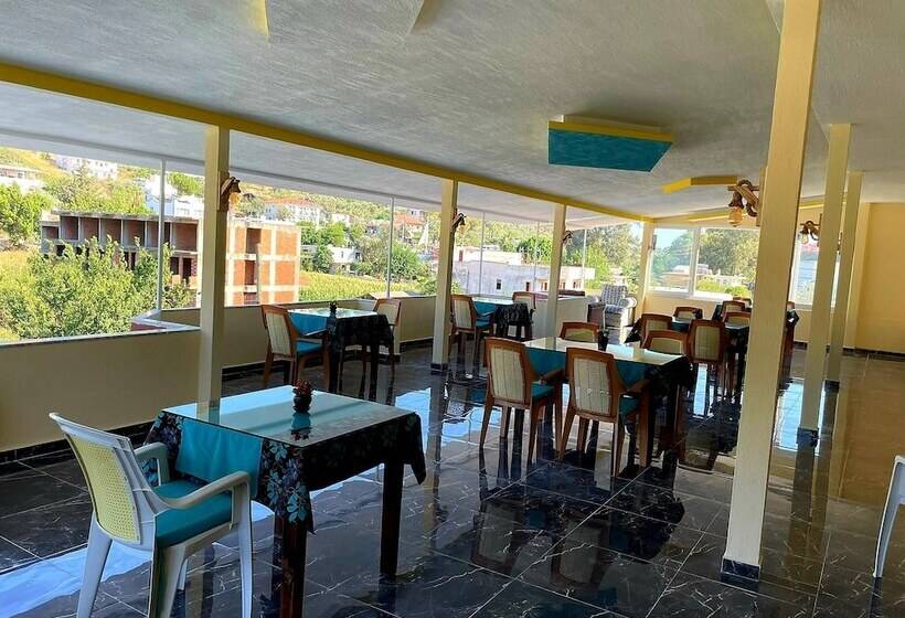 Rose Hotel B&b