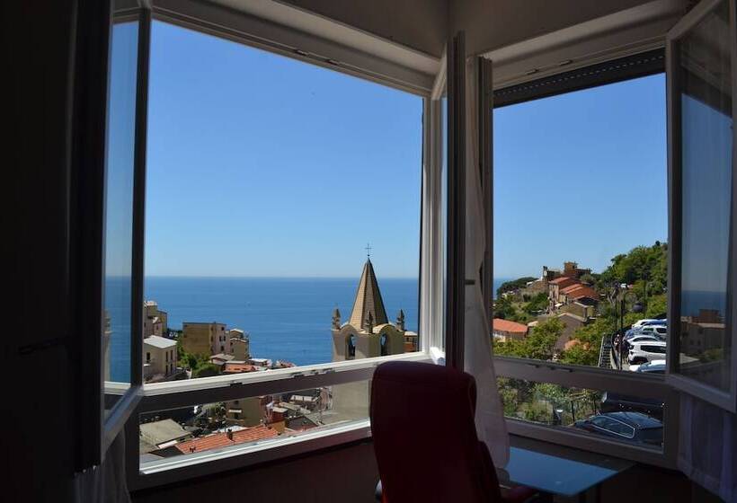 فندق صغير Sea View