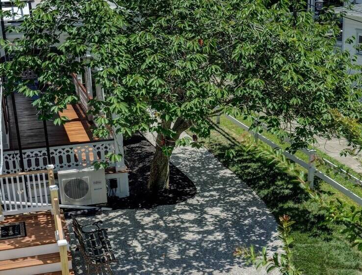 The Velvet Rose en Cape May Destinia