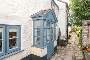 3 Glendale Cottages