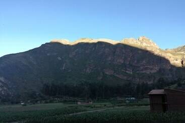 تختخواب و صبحانه Mamá Cocha Pisac Lodge House