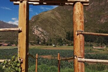 تختخواب و صبحانه Mamá Cocha Pisac Lodge House