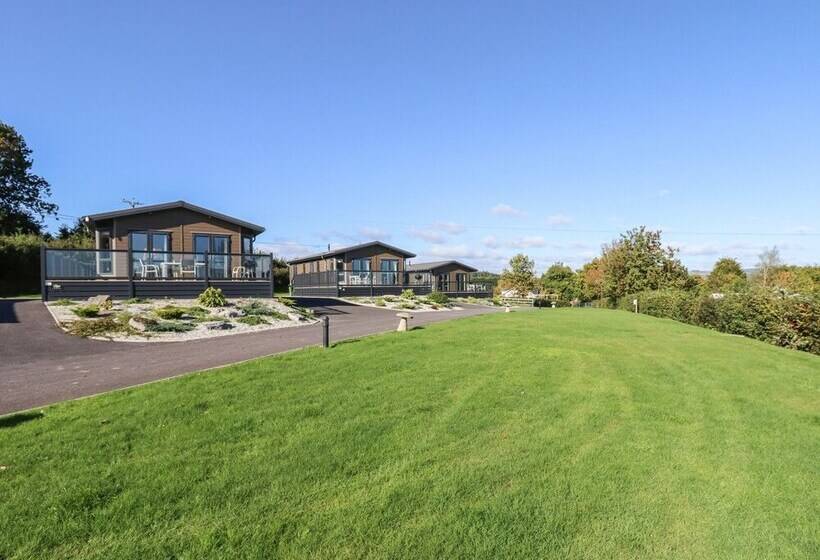 Birch Lodge