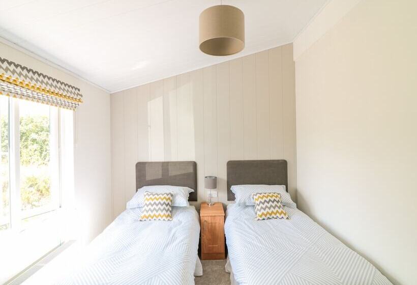Birch Lodge