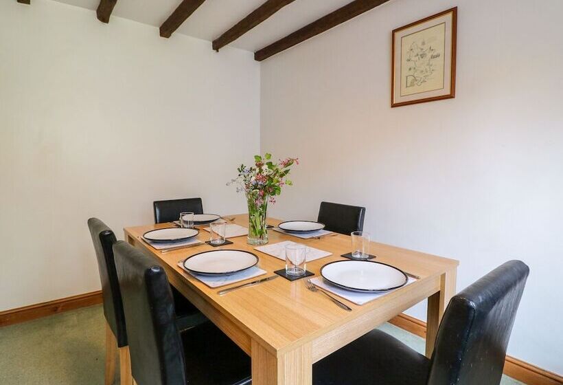 Cherry Tree Cottage