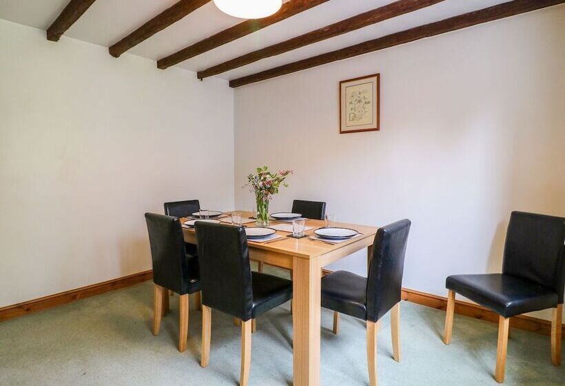 Cherry Tree Cottage