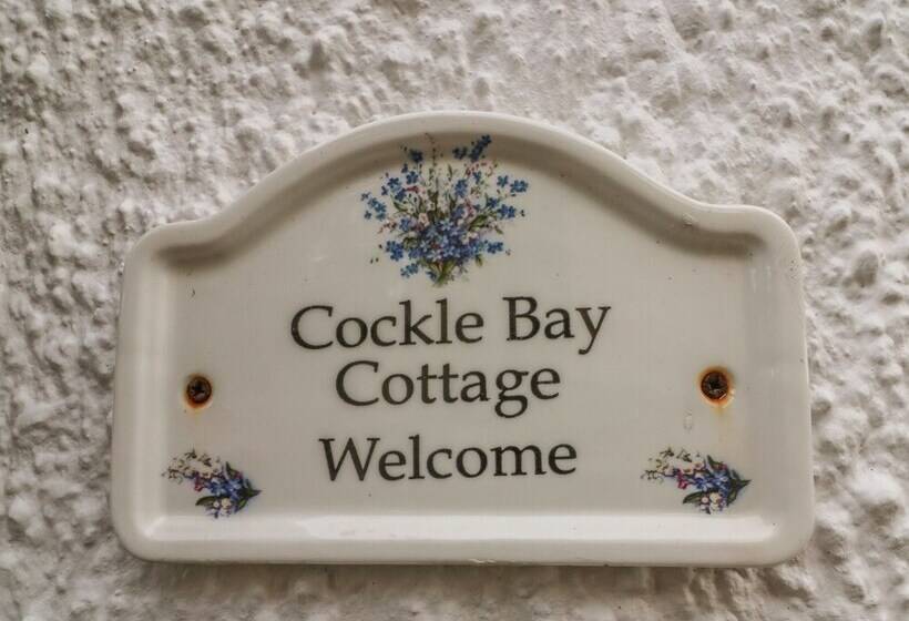 Cockle Bay Cottage