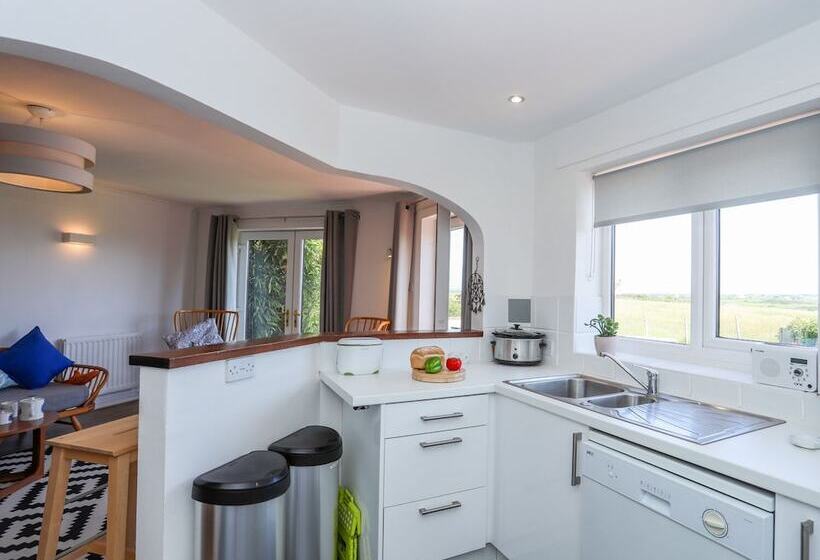 Cwtch Cottage