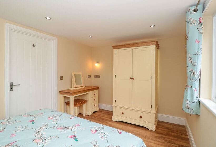 Eastdown Annexe