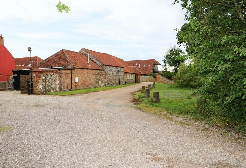 Far Barn