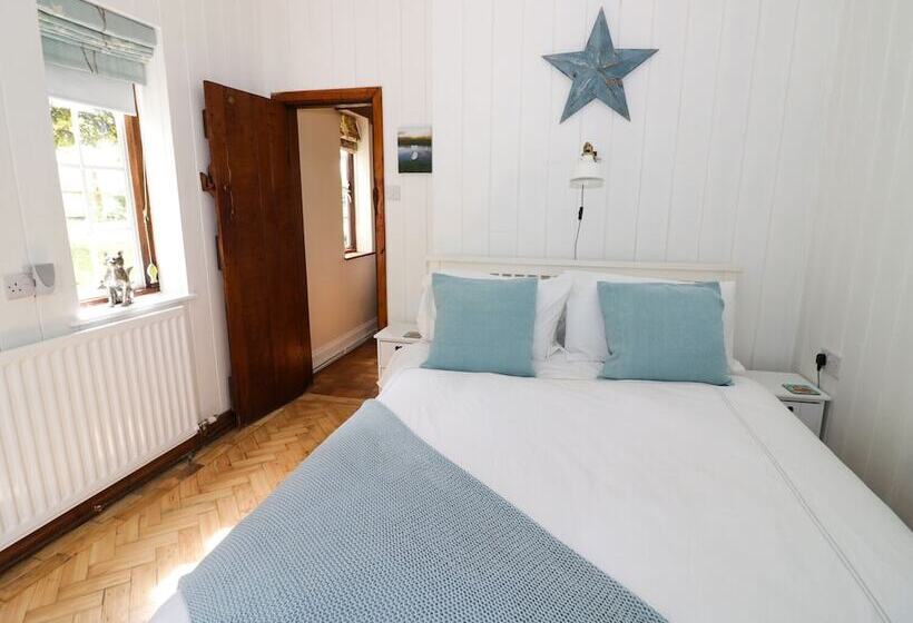Fox Cottage