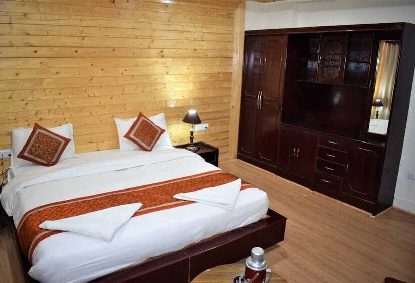 Hotel The Grand Yasmin Leh