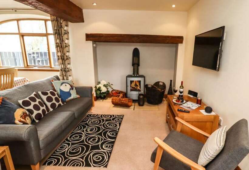 Hurdles Cottage