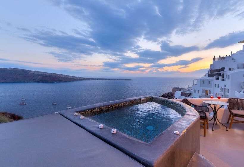 Pension Oia Angle Cavehouse