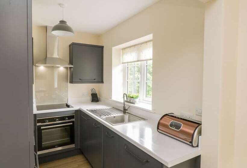 Ryedale Country Lodges   Willow Lodge