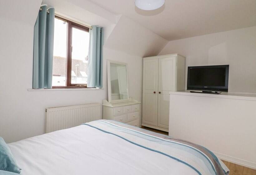 Sarah S Cottage