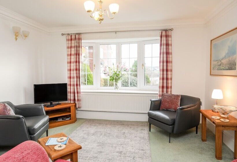 Sea View Cottage