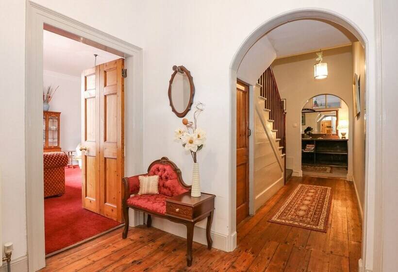 Southrepps Lodge