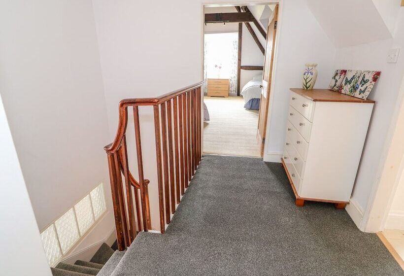 Southrepps Lodge