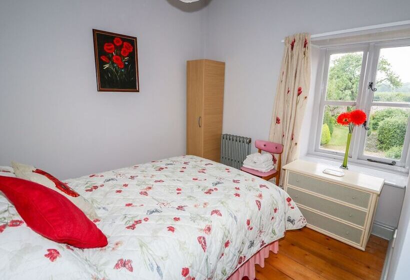 Southrepps Lodge