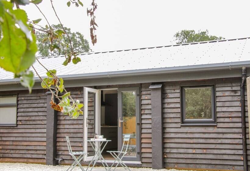 The Old Power House Cottage 2