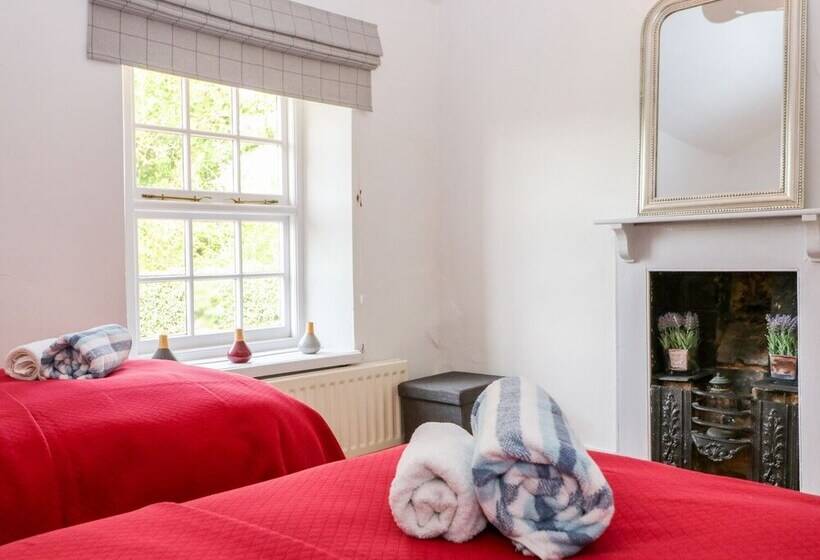 Thrower S Cottage