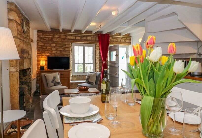 Thrower S Cottage